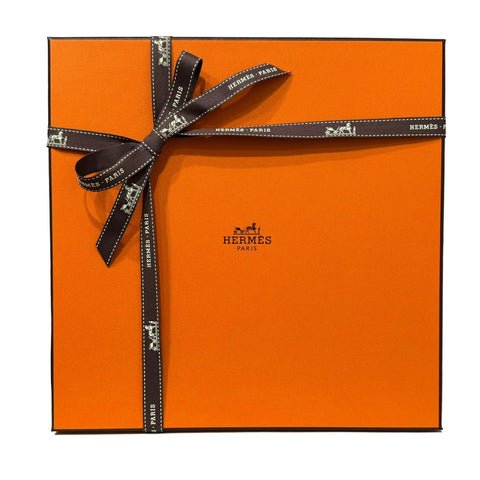 [Brand new, never used] Hermès SCARF Carré 90 "Always Together" H004149S 100% Silk Women's Gift Present