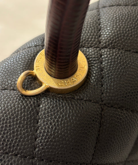 [Used] CHANEL Matelasse Coco Handle 2-way Shoulder Bag Black Caviar Skin Black Gold Hardware 29 Series (2020) Brand Bag Handbag Used (CHANEL, materasse, cocohandle, black, caviaskin, gold, handbag, shourderbag, used)