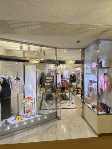 Mohlong Luxury店舗写真