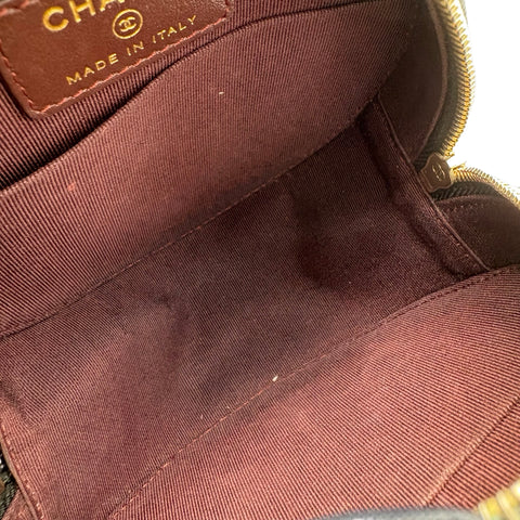 【中古】 CHANEL シャネル ラウンドチェーンショルダーバッグ  ブラック キャビアスキン 28番台(2019年) ブランドバッグ ショルダーバッグ  中古品 レディース