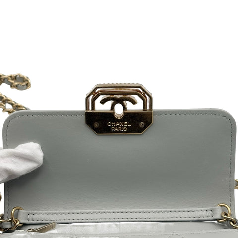 【中古】 CHANEL シャネル MINI MATELASSE FLAP BAG ミニマトラッセ ショルダーバッグ ランダム番(2021年～) グレー(水色系) ラムスキン 中古 USED バッグ