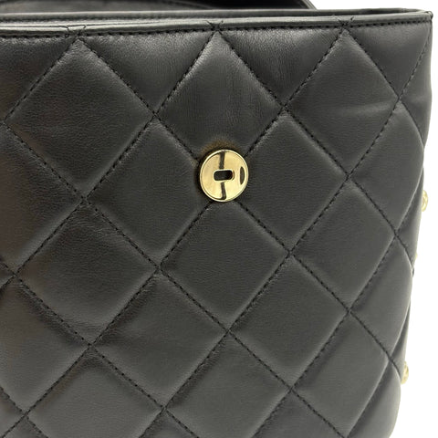 【中古】 CHANEL シャネル バニティチェーンショルダーバッグ  ブラック ラムスキン ランダム番(2021～年) ブランドバッグ ショルダーバッグ  中古品 レディース