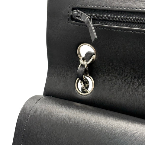 【中古】 CHANEL シャネル 11.12 SHOULDER BAG 11.12 ダブルフラップ マトラッセ ショルダーバッグ 29番台(2019-2020年) ブラック ラムスキン 中古 USED バッグ