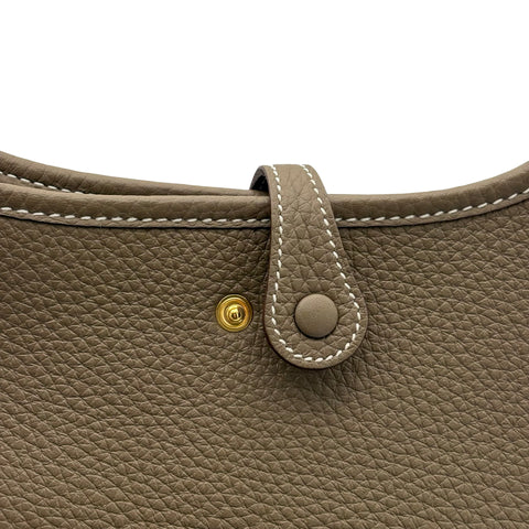 【新品未使用】 Hermes エルメス EVELYNE TPM エヴリン TPM ショルダーバッグ K刻(2025年) エトゥープ トリヨン 新品未使用 NEW バッグ