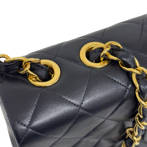 【中古】 CHANEL シャネル JUMBO CLASSIC FLAP デカマトラッセ ショルダーバッグ 3番台(1995年) ブラック ラムスキン ヴィンテージ 中古 USED バッグ