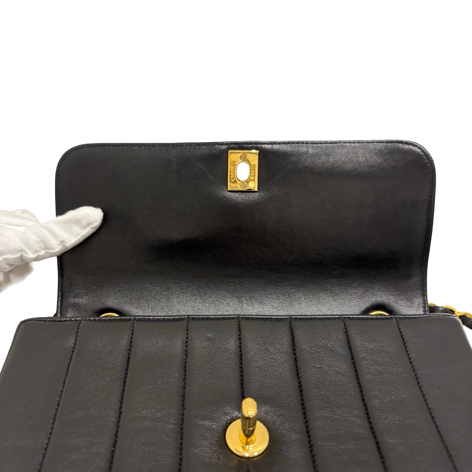 中古】 CHANEL シャネル MADEMOISELLE マドモアゼル ショルダーバッグ