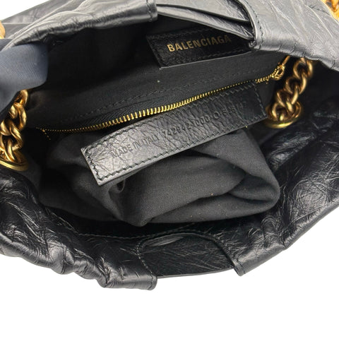 【美品】 BALENCIAGA バレンシアガ CRUSH SHOULDER BAG クラッシュショルダー ショルダーバッグ 742942-1000・O・528147 ブラック レザー 美品 中古 USED バッグ