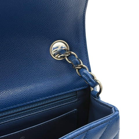 【中古】 CHANEL シャネル CHEVRON SINGLE CHAIN BAG シェブロン Vステッチ チェーンショルダーバッグ ショルダーバッグ 24番台(2017年) ブルー キャビアスキン 中古 USED バッグ