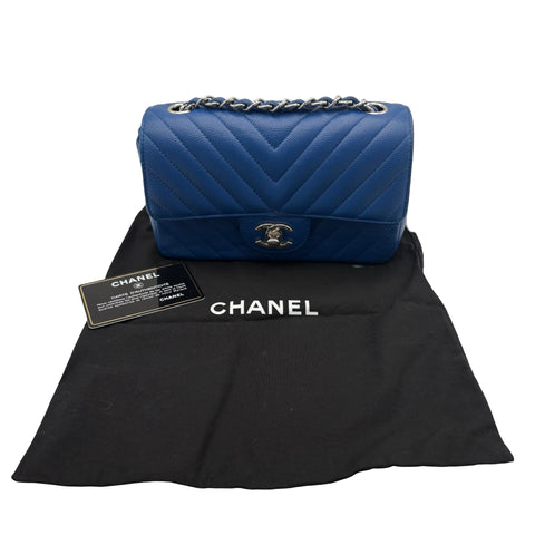 【中古】 CHANEL シャネル CHEVRON SINGLE CHAIN BAG シェブロン Vステッチ チェーンショルダーバッグ ショルダーバッグ 24番台(2017年) ブルー キャビアスキン 中古 USED バッグ