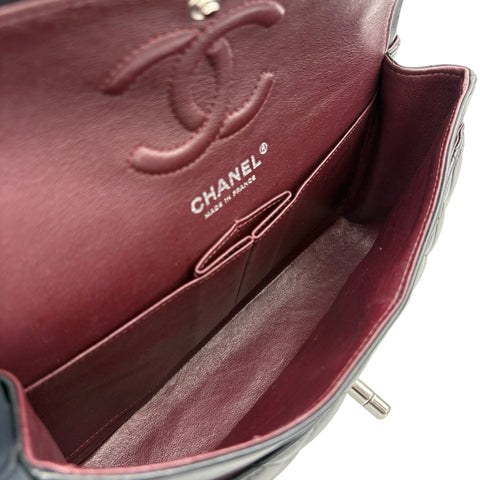 【中古】 CHANEL シャネル DOUBLE FLAP MATELASSE ダブルフラップマトラッセ ショルダーバッグ 31番台(2021年) ブラック ラムスキン 中古 USED バッグ