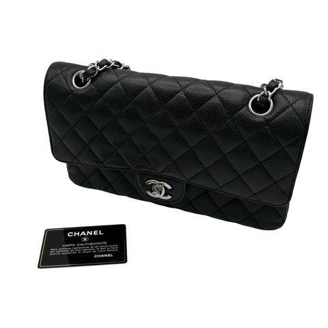 【中古】 CHANEL シャネル MATELASSE 25 BAG マトラッセ 25 ダブルフラップ ショルダーバッグ 26番台(2018年) ブラック キャビアスキン 中古 USED バッグ