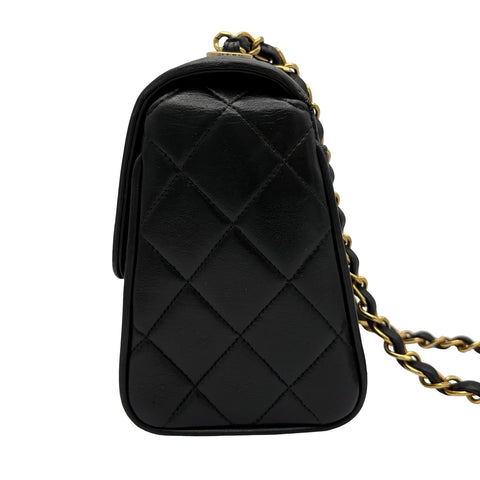 【中古】 CHANEL シャネル MATELASSE CHAINSHOULDERBAG チェーンショルダーバッグ ショルダーバッグ 2番台(1993-1994年) ブラック ラムスキン ヴィンテージ 中古 USED バッグ
