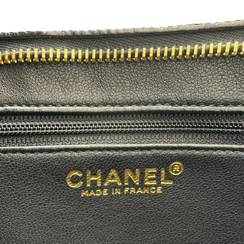 【中古】 CHANEL シャネル 復刻TOTEBAG 復刻トート トートバッグ 6番台(2000-2001年) ブラック ラムスキン ヴィンテージ 中古 USED バッグ